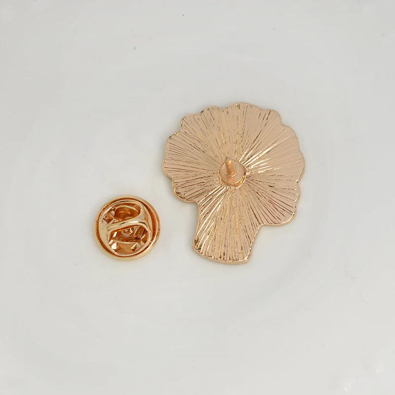 Эмалированные булавки в виде домика с мультяшным деревом для детской пуговицы