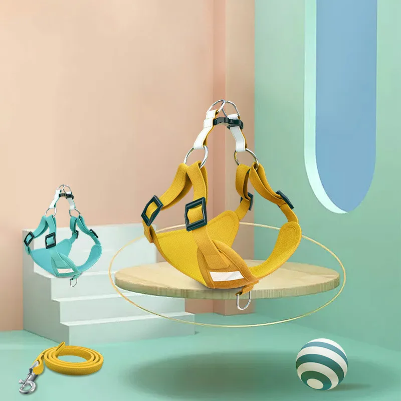 Шлейка жилетка для домашних животных сетчатая светоотражающая лента