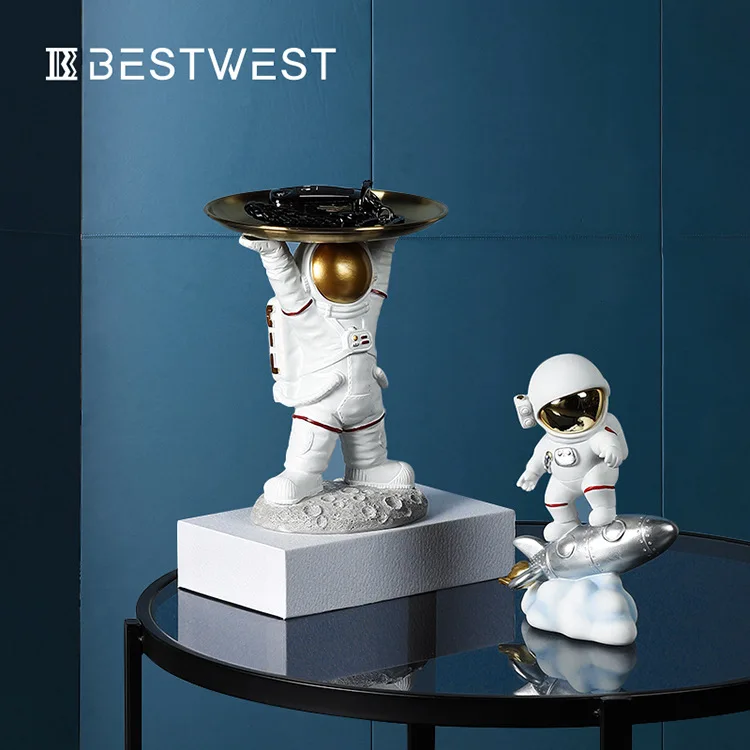 

Поднос полимерный креативный в виде астронавта для одной руки, декоративное украшение для гостиной, коридора, спальни, для хранения ключей, ...