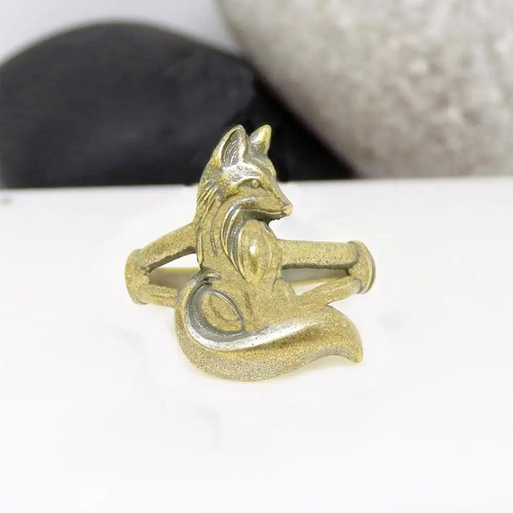 

Retro Luxurious Gold Color Ring Little Fox Shape for Women Bride Engagement Wedding Party Anniversary Gift Jewelry