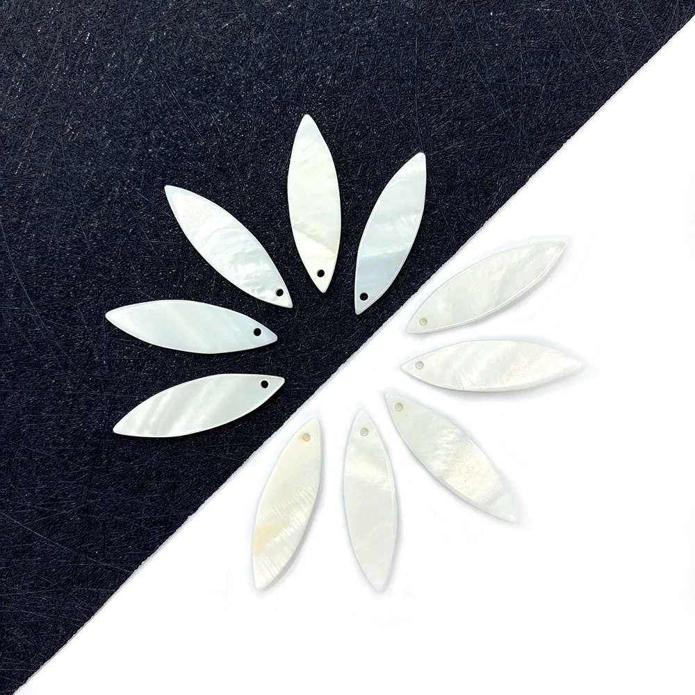 

Natural Shell Pendant Necklace Carved White Leaf Shape Crafts Making DIY Bracelet Necklace Earrings Jewelry Accessories Charm
