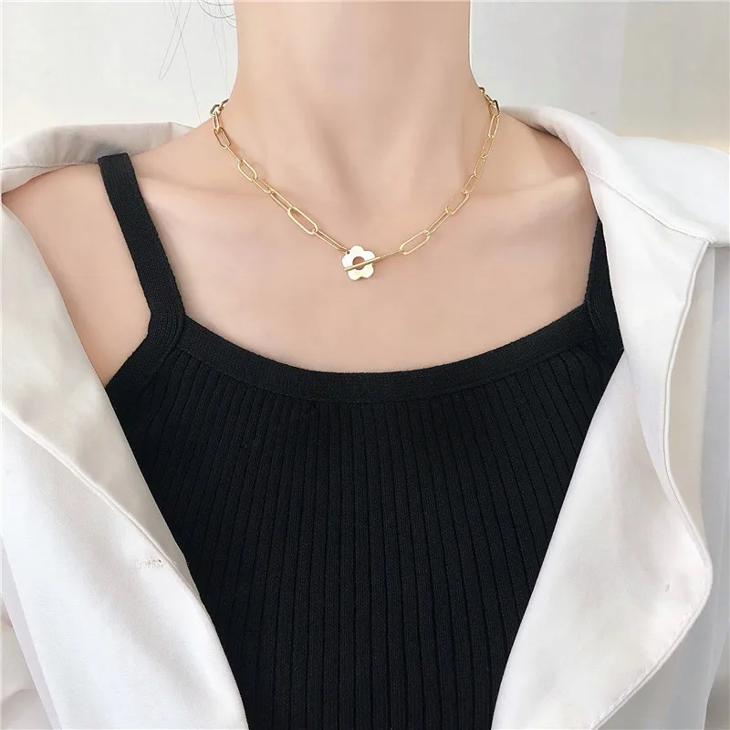 Панк Простой сплошной цвет полый цветок сливы лепесток кулон ожерелье для женщин