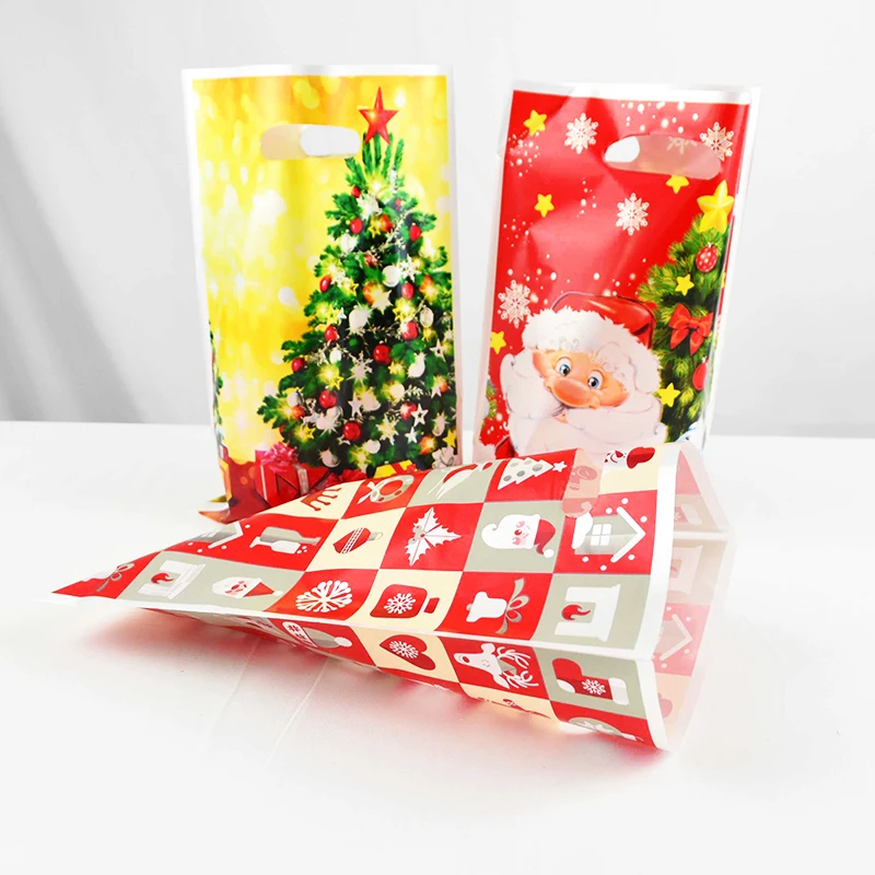 

10pcs 16x25cm Merry Christmas Plastic Handle Bag Cake Cookies Candy Packing Gift Bags Holiday Packaging Supplies Xmas Decoration