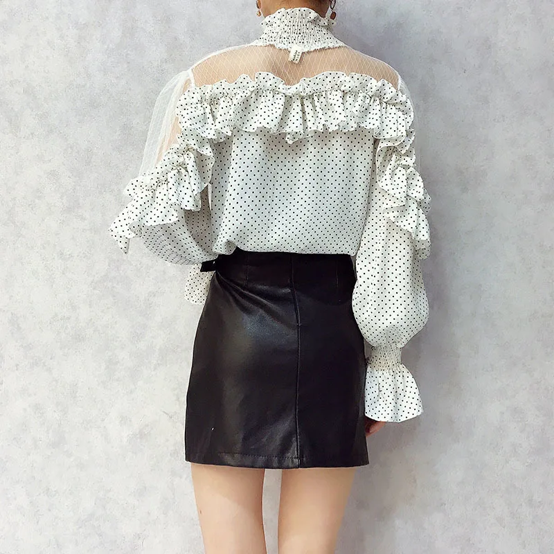 Женская шифоновая блузка в горошек с воротником-стойкой и расклешенными