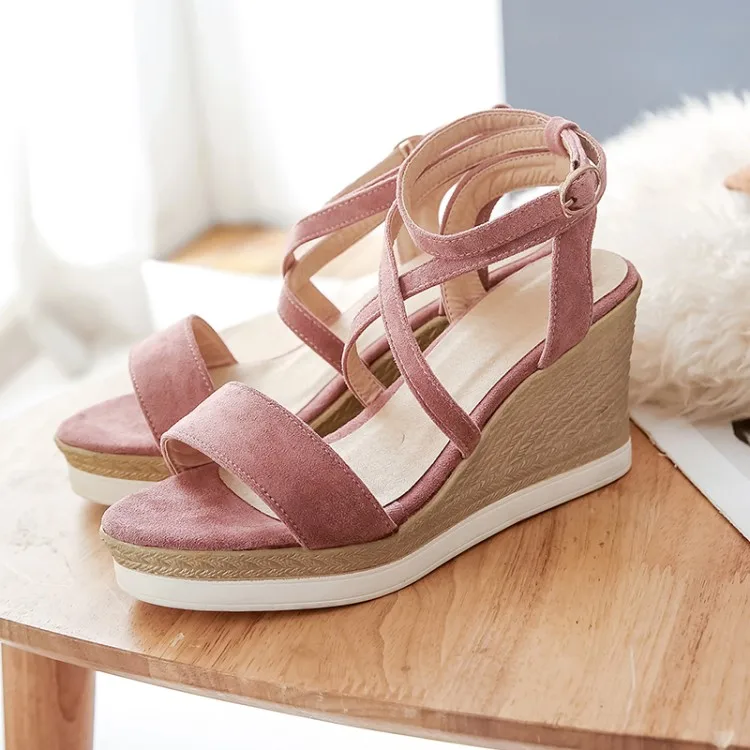 Босоножки женские на танкетке 12 размера сандалии и платформе с пряжкой летняя