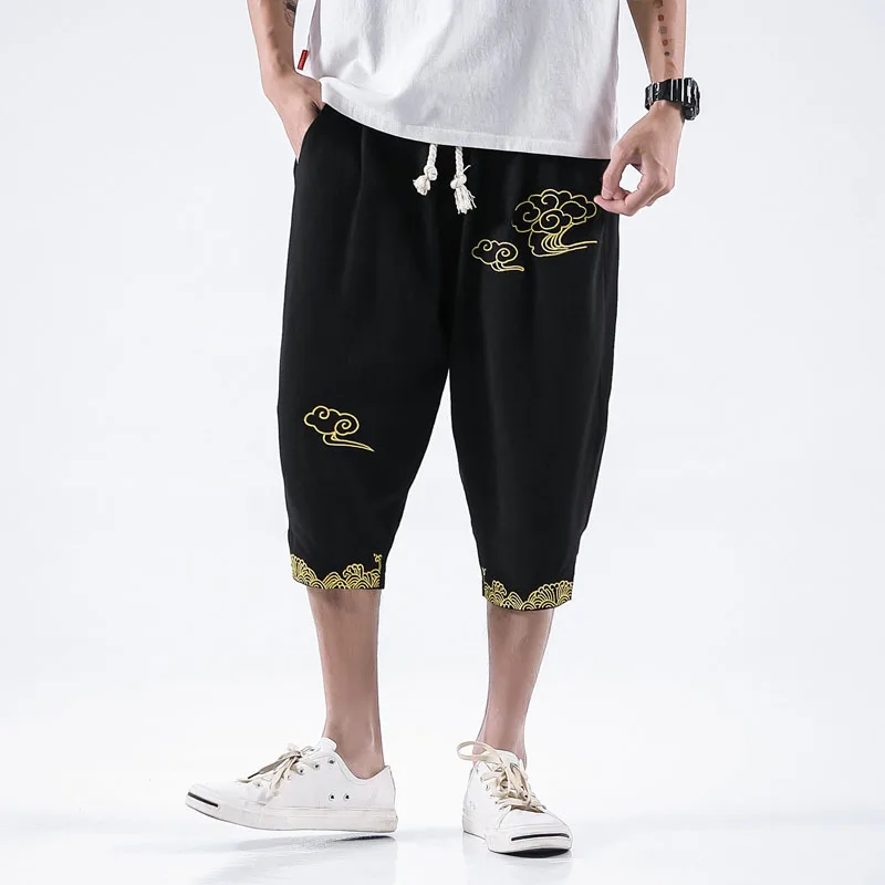 

Chinese style linen casual shorts with cloud embroidery cotton and hemp pendant feeling seven minutes pants