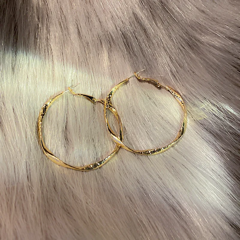 

Irregular Earring Twisted Circle Vintage Fashion Hoop Exaggerated Piercing Jewelry Accessories 925 Silver Earring For Over Size