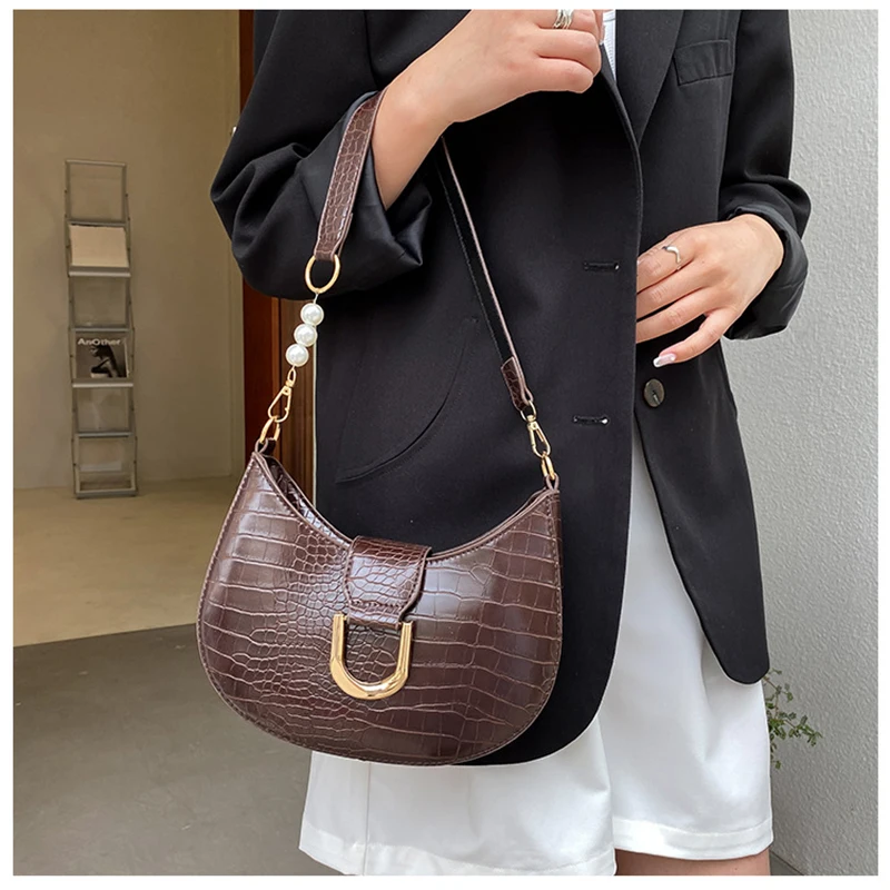 

Fashion Crocodile Pattern Shoulder Bag Women Luxury Designer Underarm Baguette Bag 2021 New Crossbody Handbag Female Sac A Bag