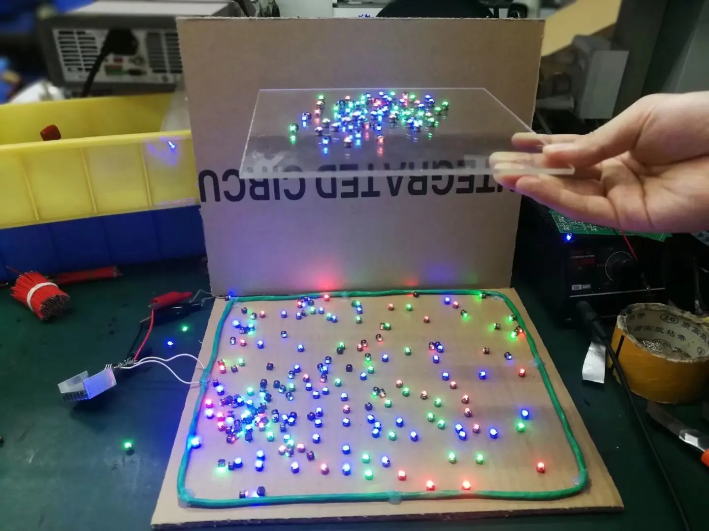 Taidacent 50PCS Wireless Leds Lights Magnetic Inductive Led Light 5.4mm *4mm Size (10 White+10Red+10Blue+10Green+10Red)