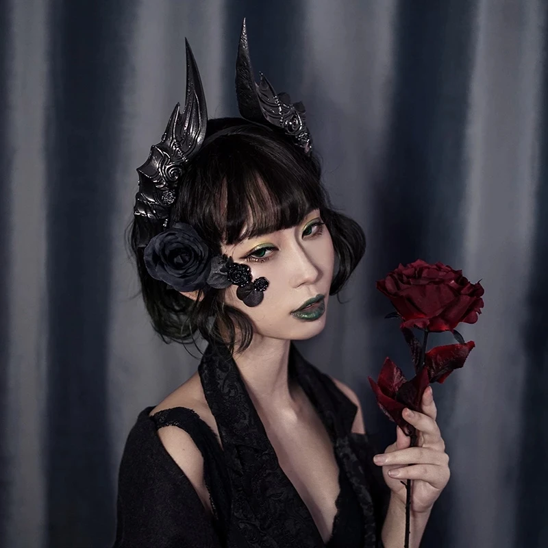 

Hot Gothic Steampunk Evil Horns Headband Halloween Carnival Party Photography Lolita Headdress Dark Wind Demon Horn Girl Headwea