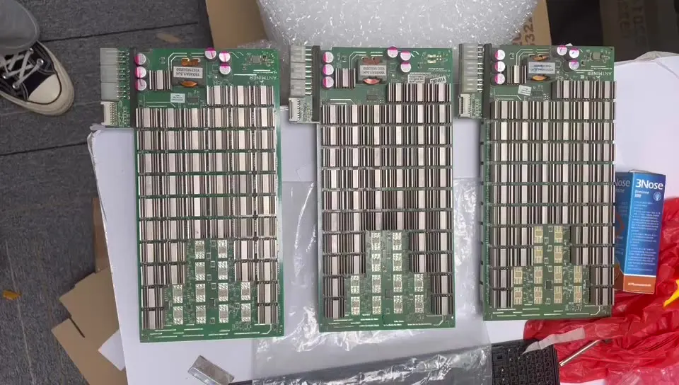 

used innosilicon hashboard a10 pro eth 700 mh hashbaord