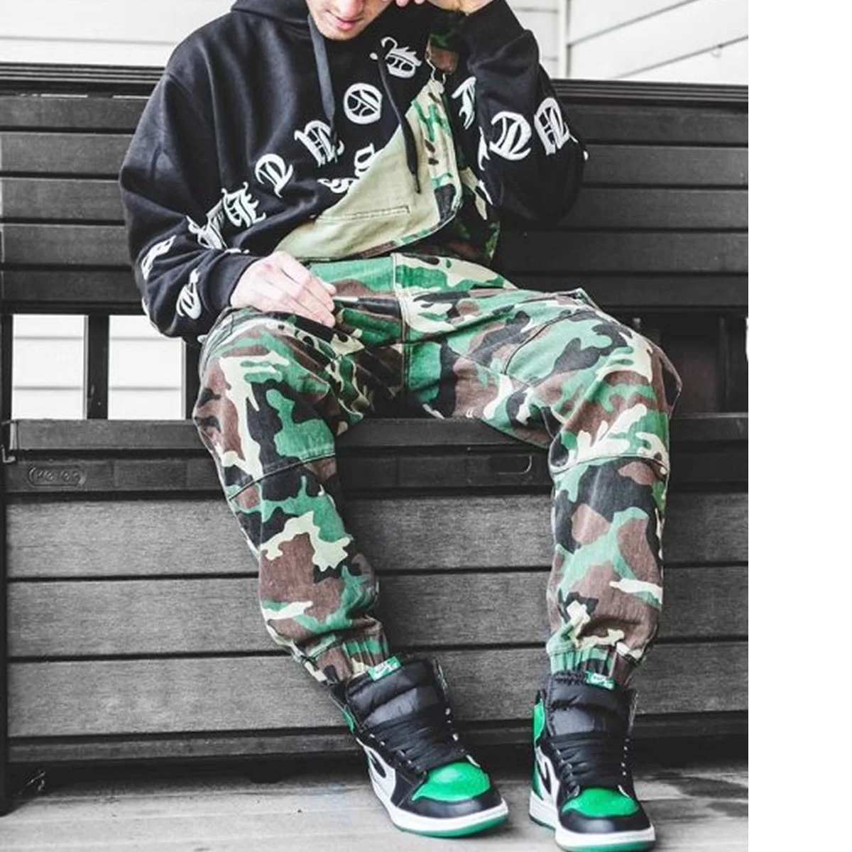

Stylish Mens Camo Dungarees Work Overalls Bib and Brace Distressed Denim Camouflage Combat Jumpsuit Romper Pants Casual Trousers