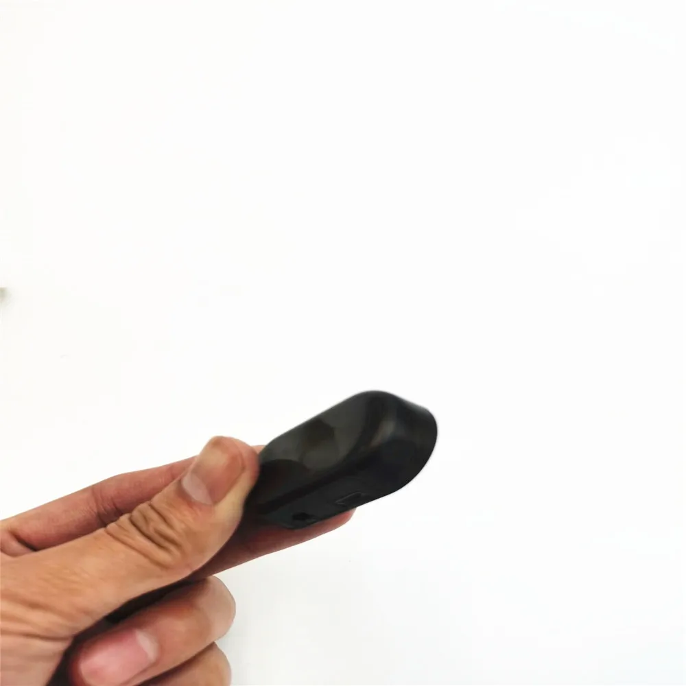 Автомобильное противоугонное устройство на солнечной батарее сигнасветильник