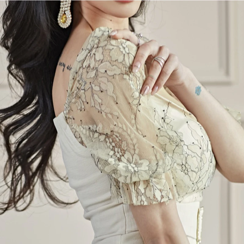 

Temperament Office Lady Dress Square Collar Lace stitching Short-sleeved Bag Hip Slim Irregular Dress 2021Summer party dress