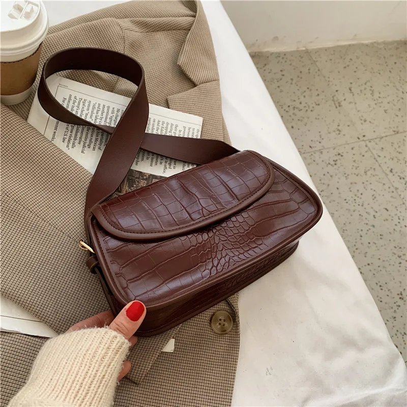 

Simple sense bag western style design female 2020 new autumn and winter fashion retro cross-body bag joker atmosphere handbag