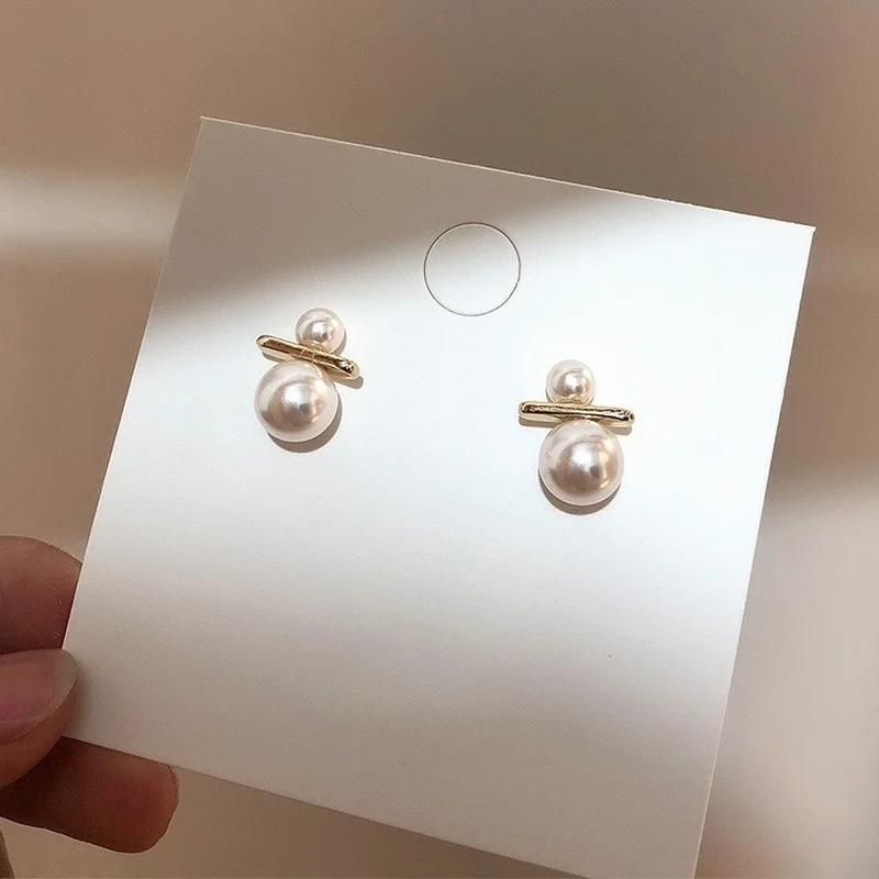 

LOVOACC Classic Simulation Pearl Pendant Earrings for Women Ladies Gold Color Metal Geometric Dangle Earrings Accessories Hot
