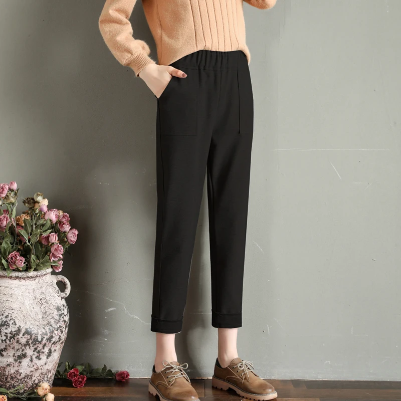 

To film a female trousers of tall waist loose 9 points radish pants show thin foot slacks