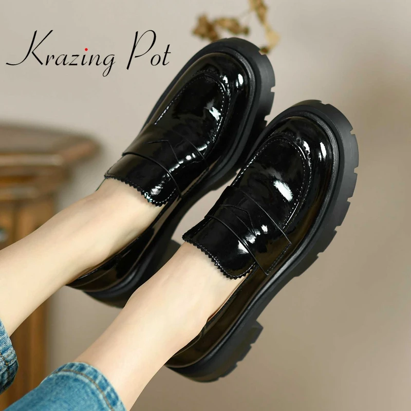 

krazing pot sheep patent leather round toe med heel British style young lady streetwear deep mouth slip on cozy women pumps L03