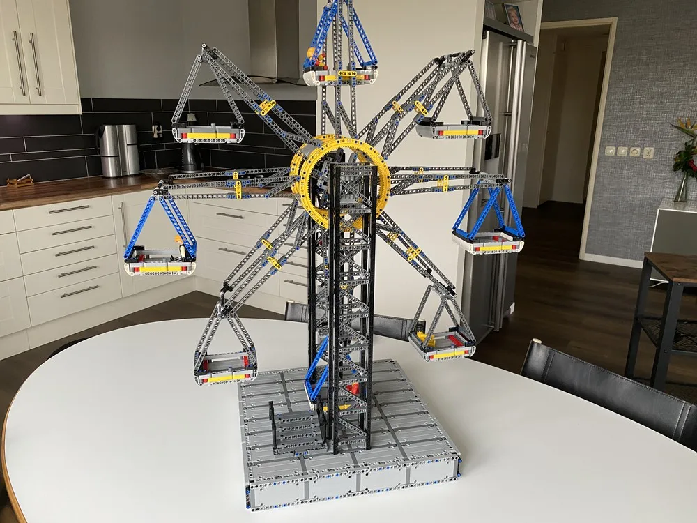 

Small particle scene playground equipment technology building block MOC - electric assembly model toy of rotating Ferris wheel