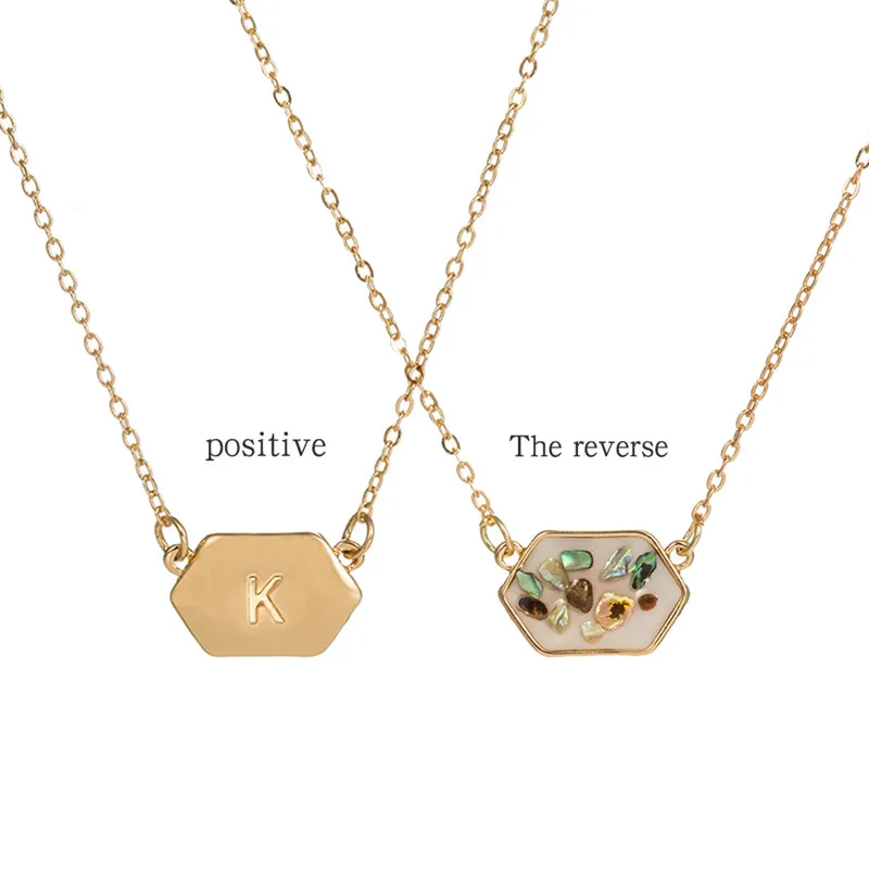 Ожерелье с инициалом имени ожерелье цветными натуральными ракушками