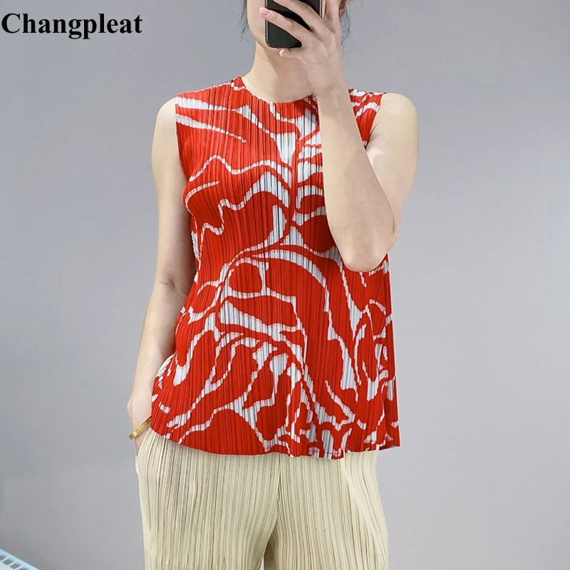 

CHANGPLEAT 2021 Miyak Pleated Fashion Women T-shirts Tops Slim High elastic O-neck sleeveless graphic tee Female T-shirt Tide