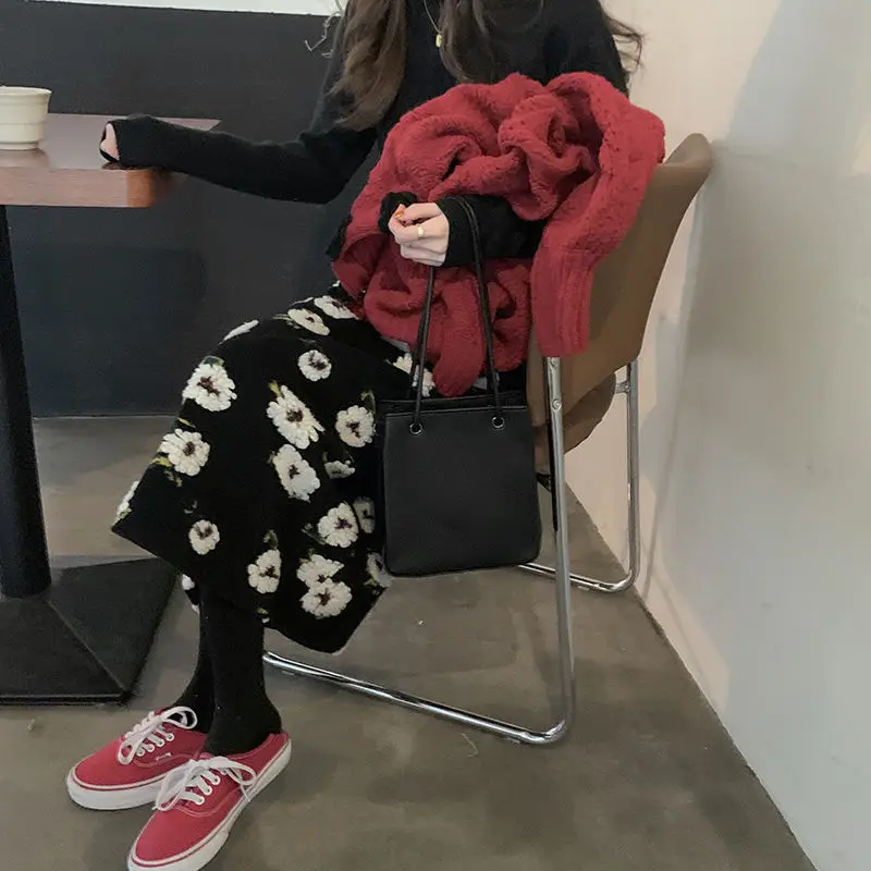 Зимняя юбка с трехмерным цветком пальто и шерстяная утепленная средней длины