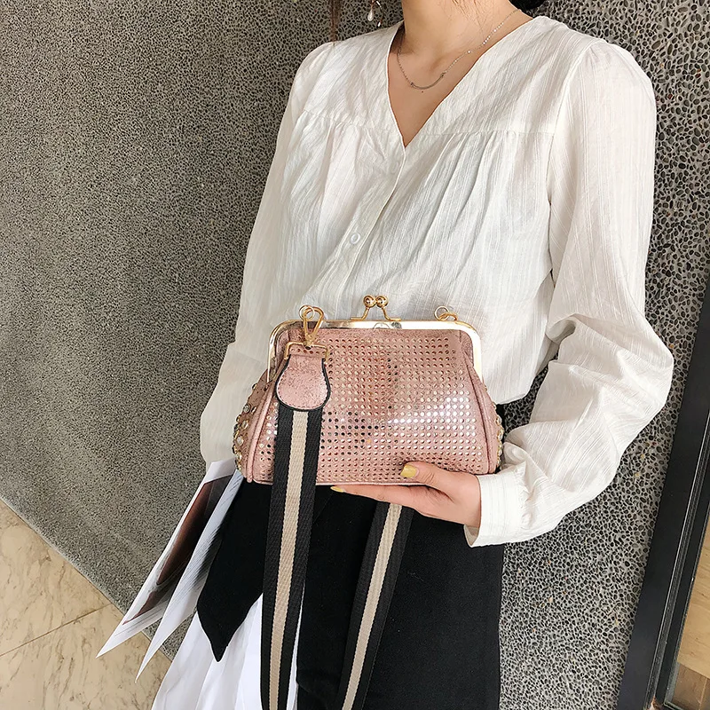 Женская новая сумка широкий плечевой ремень ретро Блестящий Железный зажим