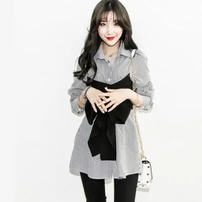 Мода 2020 женские осенние блузки в белую полоску облегающие рубашки с длинным