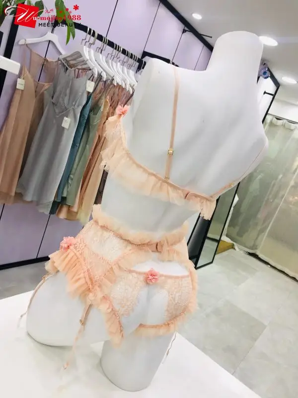 

Ruffles Lace Women Underwear Pink Lingerie Intimate Clothes Panties and See Through Bra Set Push Up Lingerie Set