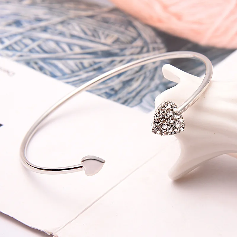 В богемном стиле Цвет золотистый серебристый Двойное сердце браслет из