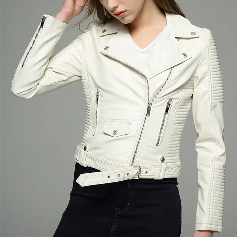 Женская кожаная куртка с заклепками Черная байкерская из искусственной кожи на