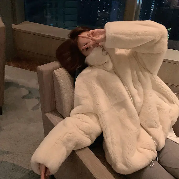 

2021 New Female Fur Coat Fashion Loose Coat Fall and Winter Top Woman Collar Sleeve Style Clothing Length Sleeve Length(cm) Age