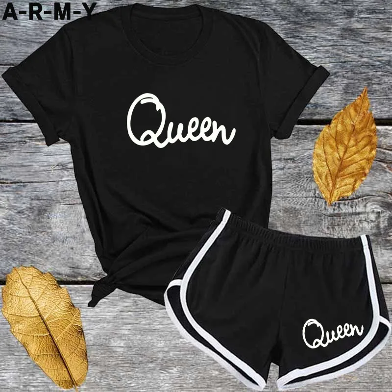 Женский спортивный костюм из 2 предметов футболка с надписью Queen и шорты летний