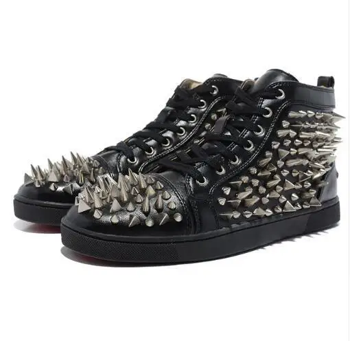 Высокие модные кроссовки с шипами Уличная обувь на плоской подошве повседневная