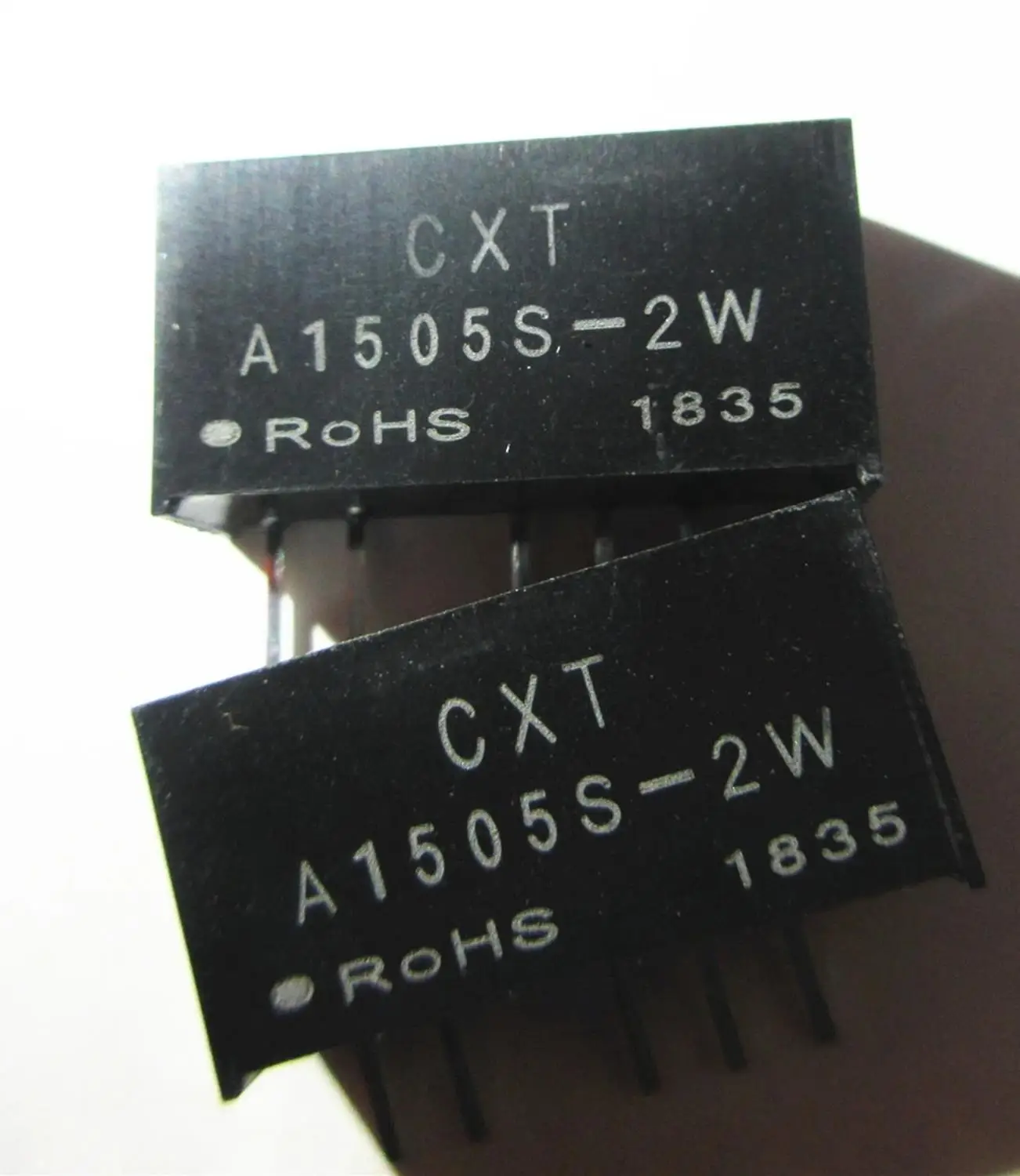 10 шт C8051F320 MST6M181VS-LF-Z1 SN75179BDR 75179B A1505S-2W EL6N136 6N136 CC1190RGVR CC1190RGVT CC1190 Оригинальный Новый 1