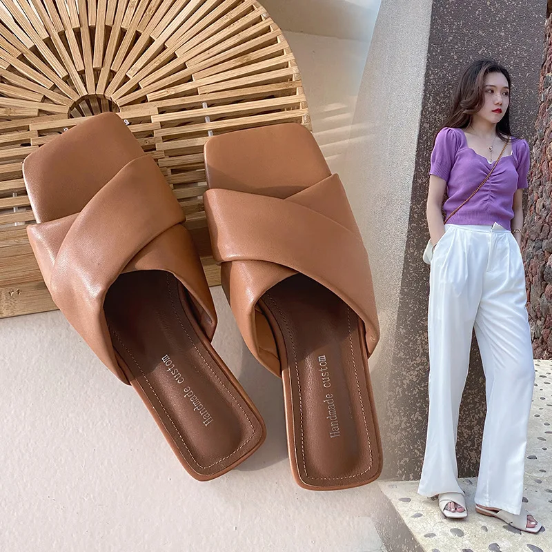 

All leather Vacation Lazy style Summer 2020 New sheepskin slippers Women's net red Flat Muller Sandals