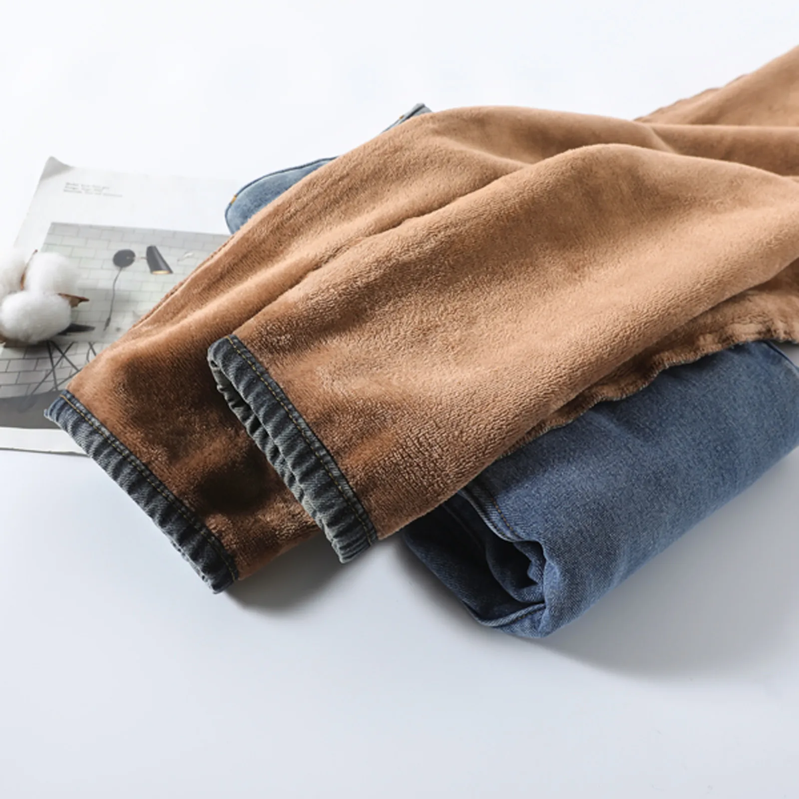 Плюшевые теплые джинсы новинка 2021 утолщенные эластичные свободные брюки Harlan с