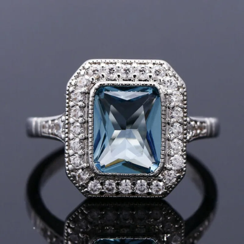 

Light Luxury Sea Blue Zircon Ladies Ring Engagement Ring Big Sky Blue Zircon Inlaid Beautiful Exquisite Gift Wedding Ring Gift