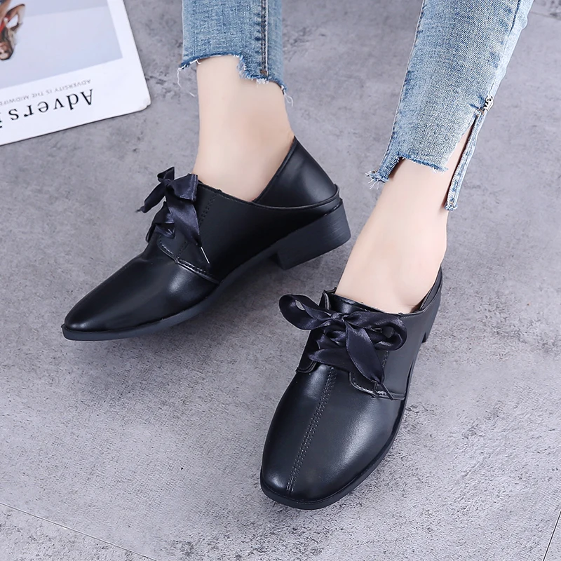 

Plus Size Leather Oxfords For Women Shoes 2019 New Lace Up Brogues Flats Female Square Heels Shoes Woman Ladies Shoes Creepers