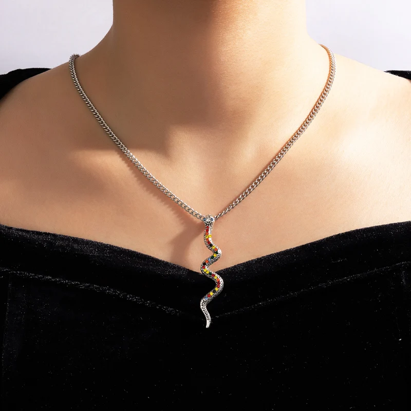 

HuaTang Charming Snake Pendant Necklace for Women Boho Colorful Crystal Chain Choker Necklace Jewelry Accessories Collar 17636