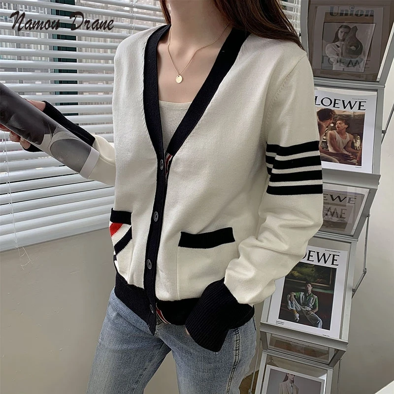 

Autumn Women Casual Knitted Cardigan Long Sleeve Sweater Loose Hollow Coat Sweater Lady Winter New Elegant V-neck Warm Sweaters