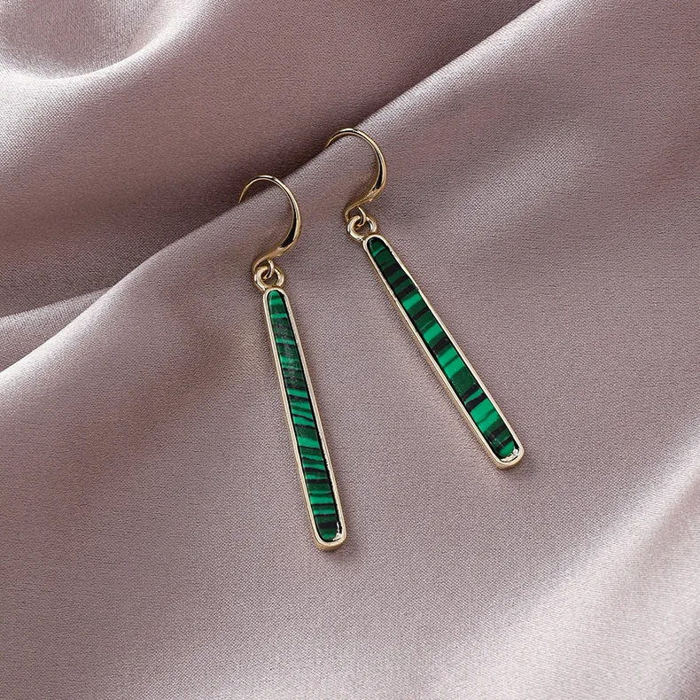 Женские акриловые серьги подвески простые зеленые длинные висячие