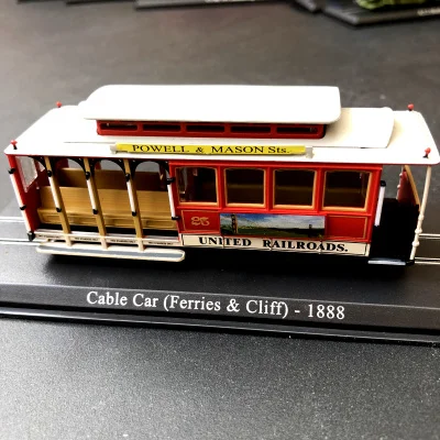 1: 87 сплав Ретро модель трамвая, высокая моделирования трамвая T3 NR. TATRA 1961, литая металлическая игрушка, ретро коллекция игрушечного автомобиля - Цвет: 2