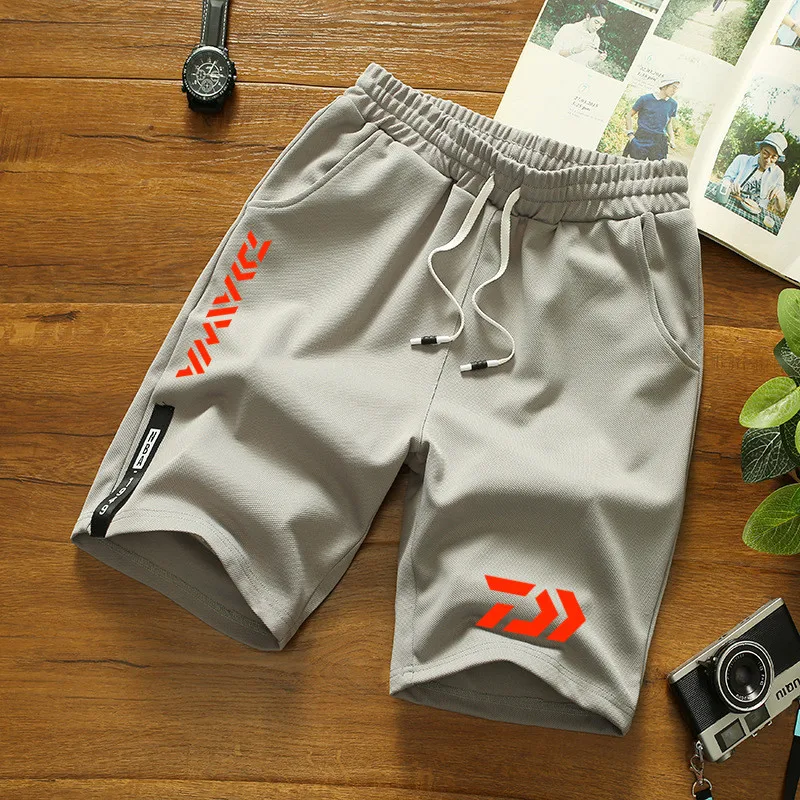 

Daiwa Breathable Fishing Shorts for Men Multi-pocket Quick Dry Fishing Clothes Long Shorts Fishing Pants Elastic Waist Summer n7