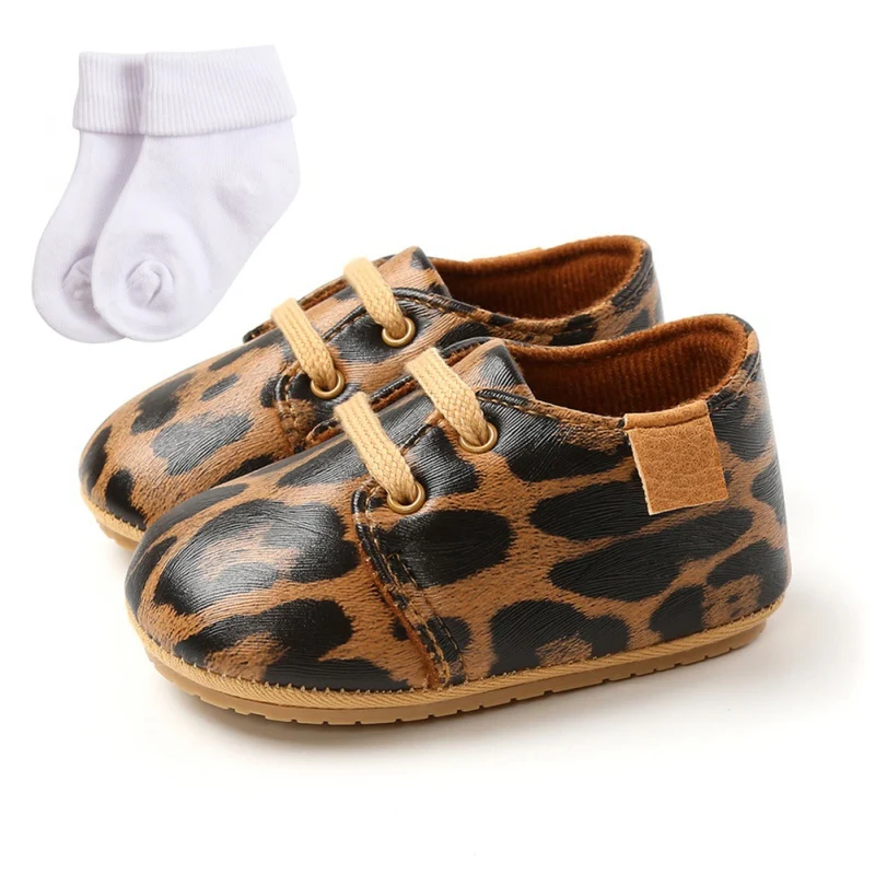 

Детская прогулочная обувь; Обувь для малышей; Обувь для маленьких мальчиков с леопардовым принтом на шнуровке; Прогулочная обувь для малыше...