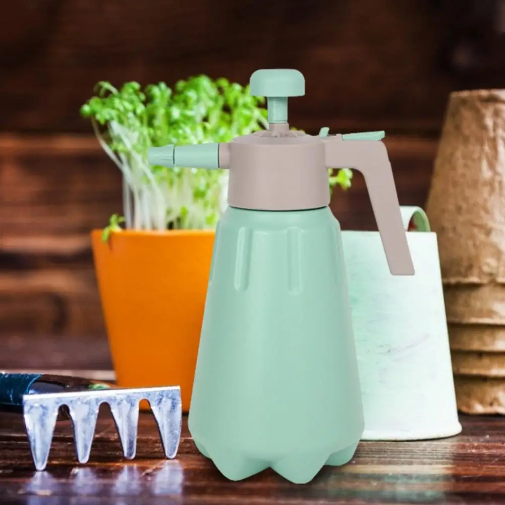

2L Hand Pressure Sprayer Candy Colors Nozzle Pump Type For Garden Irrigation Gardening Tools And Equipment Mist Nozzle
