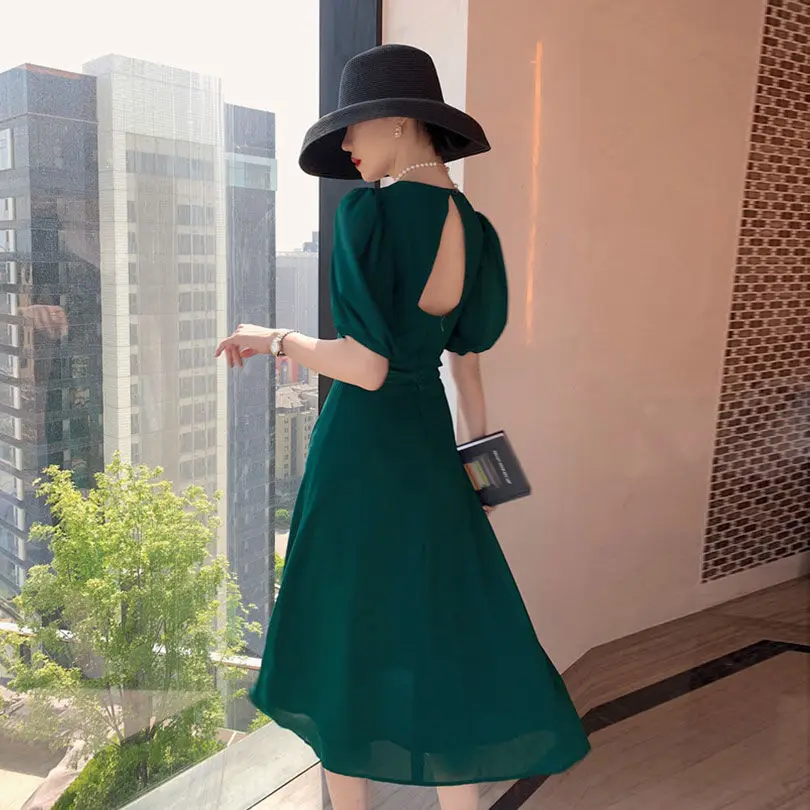 

2021 New Woman Summer Elegant Green Dress French Retro Midi Dress Office Ladies Style Dress