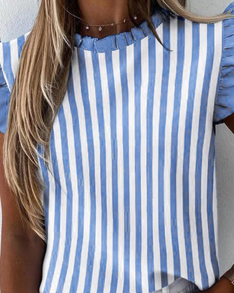 

Shirts & Blouses