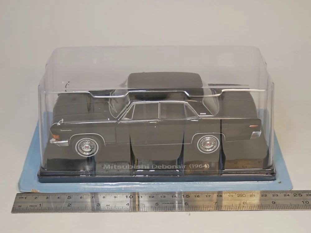 

Hachette 1:24 Mitsubishi Debonair 1964 Japanese car collection Diecast model car
