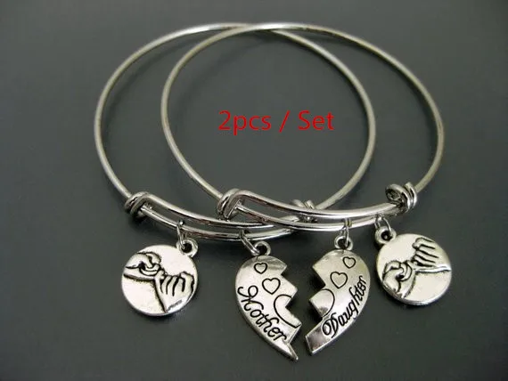 2pcs/Set Partners in Crime Bracelet Best Friend BFF Heart Pendant Mother Daughter Charm Bangle Pinky Promise Bangle Jewelry